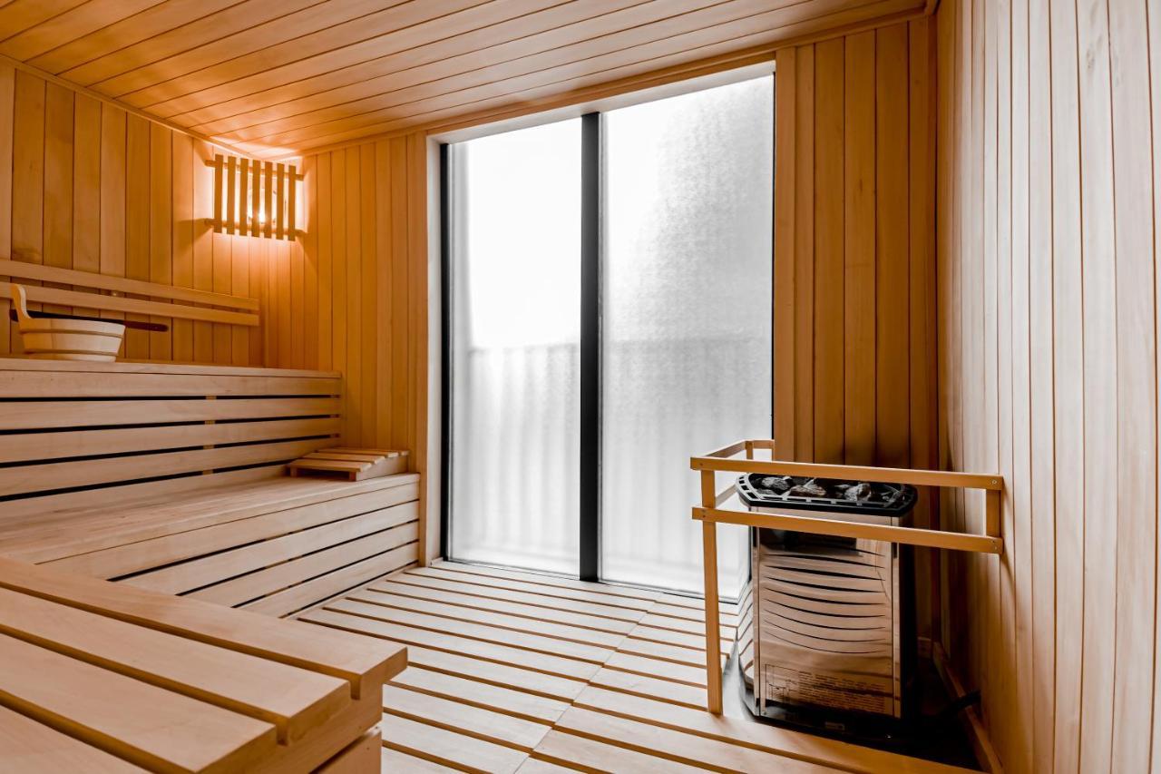 Kutaisi Inn Exterior photo A Finnish sauna